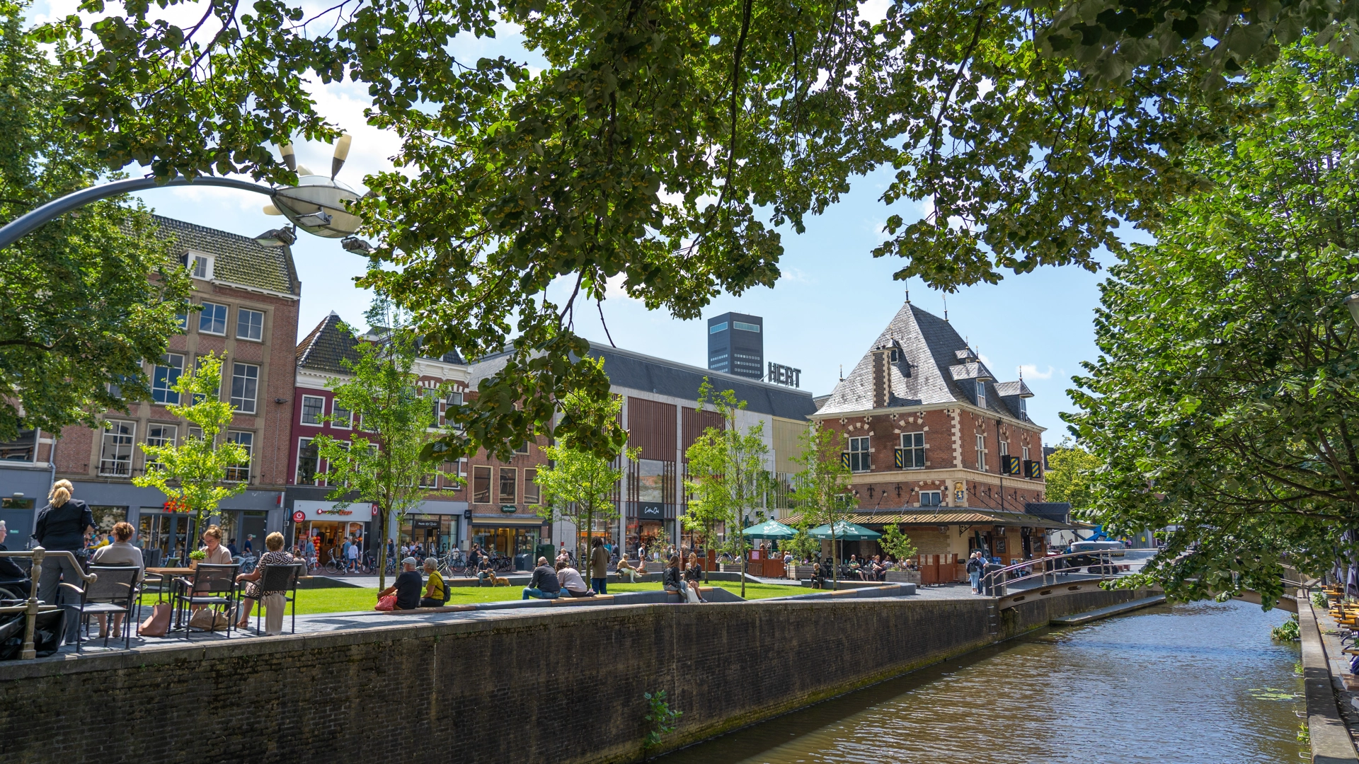 Waag Waagplein Groen Mitch (1)